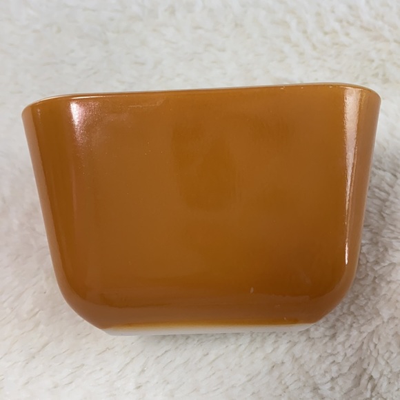 Vintage🔥Pyrex Butterscotch 2-pc Set, Sm Refrig + Glass Lid, EUC with Clear Lid - Picture 4 of 10